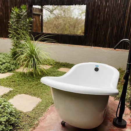 The Baobab Bush Lodge And Villa Hoedspruit Exterior photo